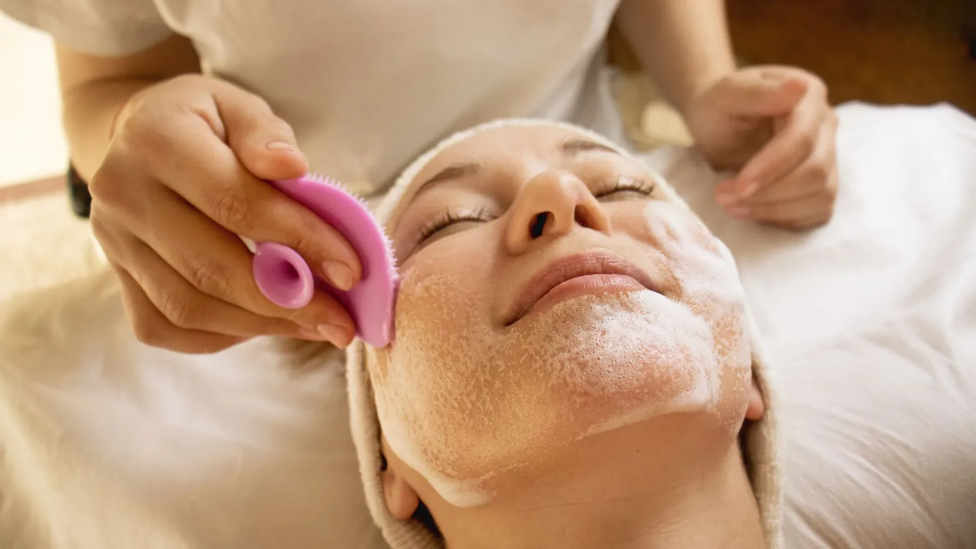 Facial Massage Benefits for Modern Self‑Care